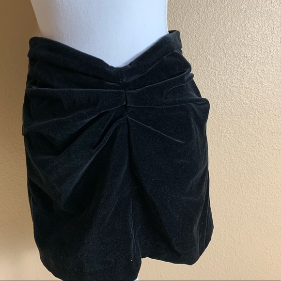 NWT- Zara High Waisted Mini Velvet Ruched Black Skirt Size Medium - Picture 5 of 12
